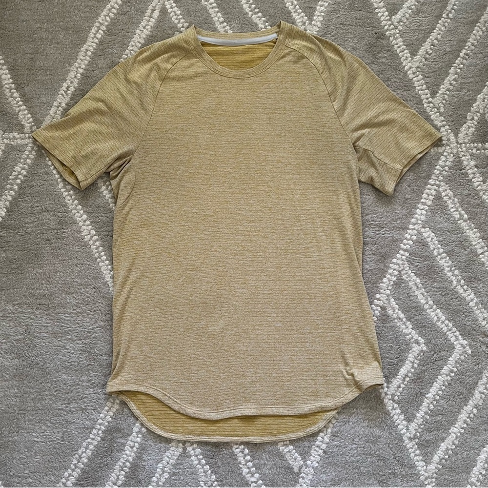 Lululemon Drysense Shirt Yellow Size Medium